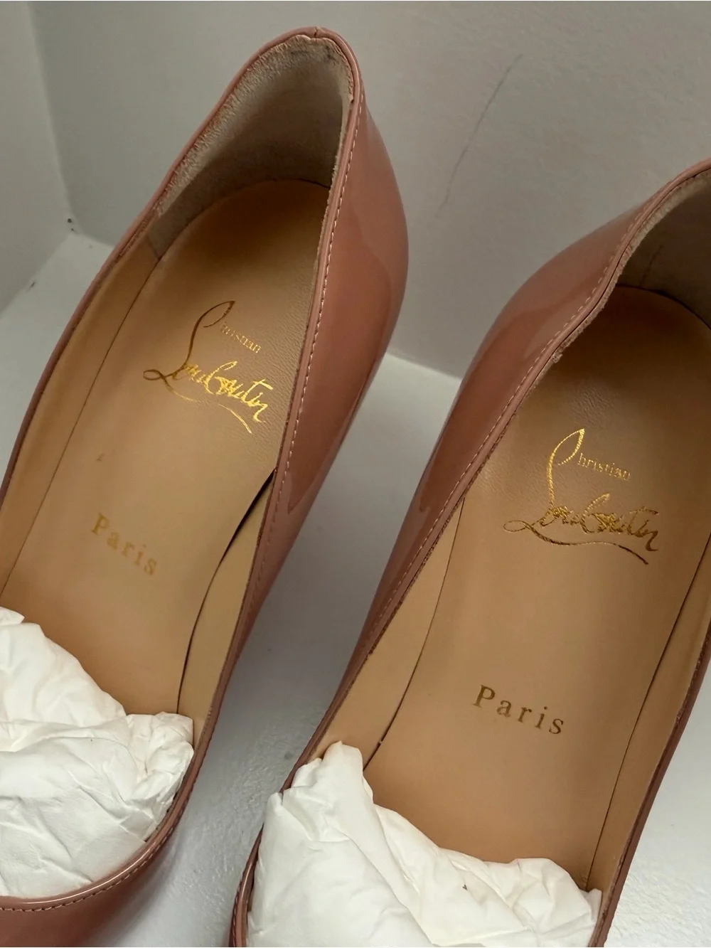Christian Louboutin Nude Patent Pointed-Toe Pumps - Picture 3 of 9